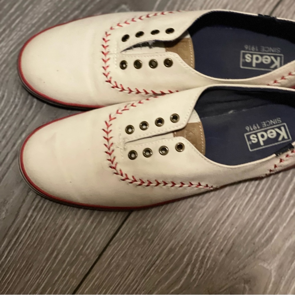 Keds base ball shoes